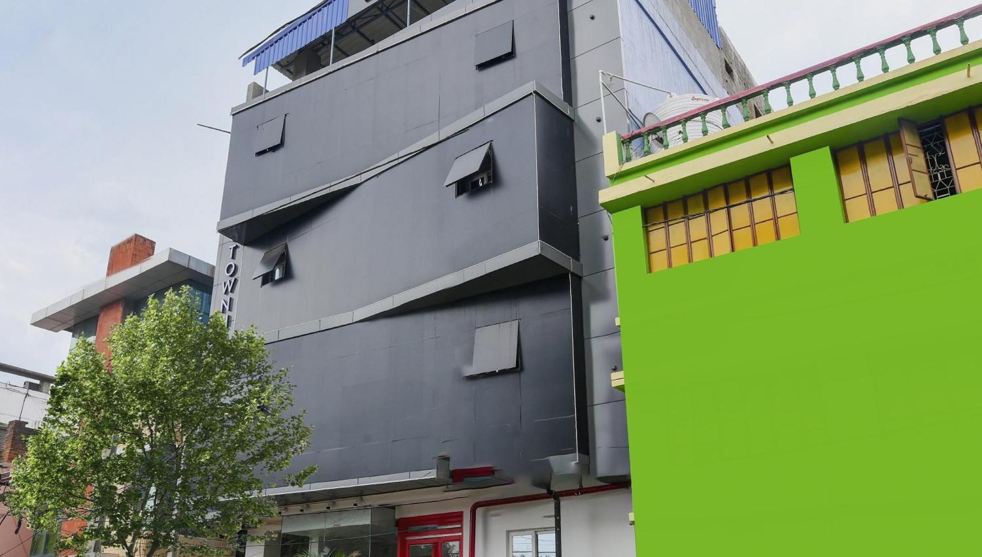 Super Town House Hi5 Aditya International 布巴内什瓦尔 外观 照片